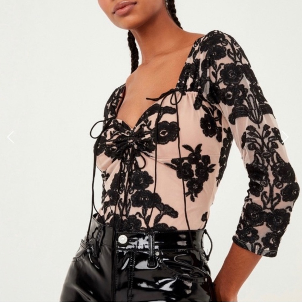 Gently Used For Love and Lemons Temecula bodysuit • size M